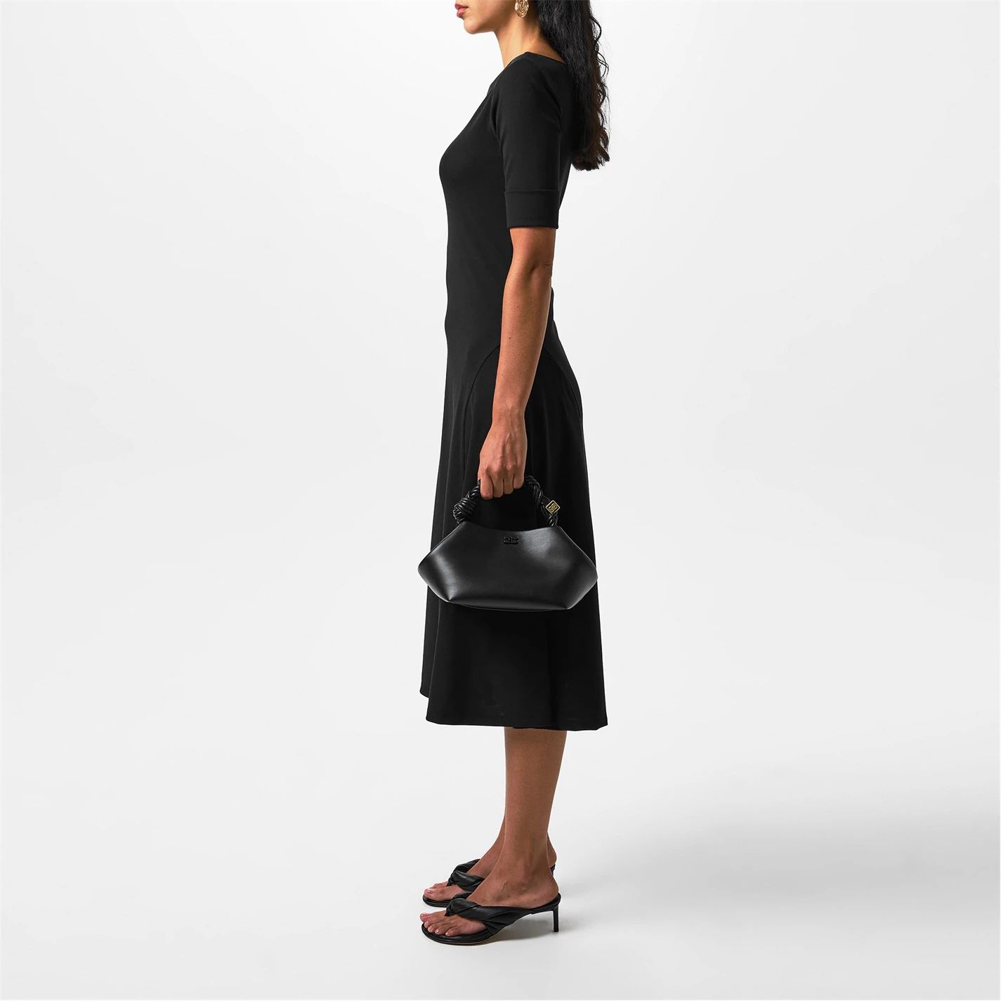 미디 드레스 블랙 Munzie Midi Dress Black 68075303