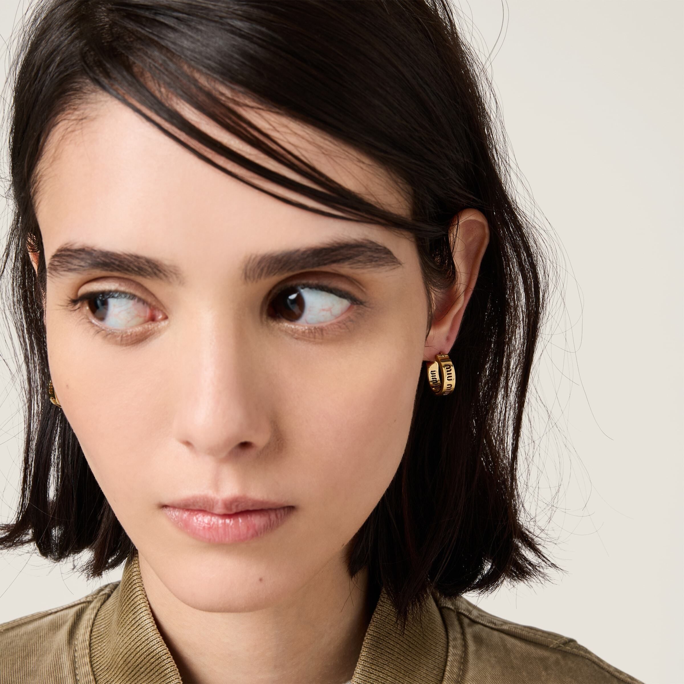 스몰 후프 링 귀걸이 로고 Small hoop earrings with logo 5IO133 2DTU F0056