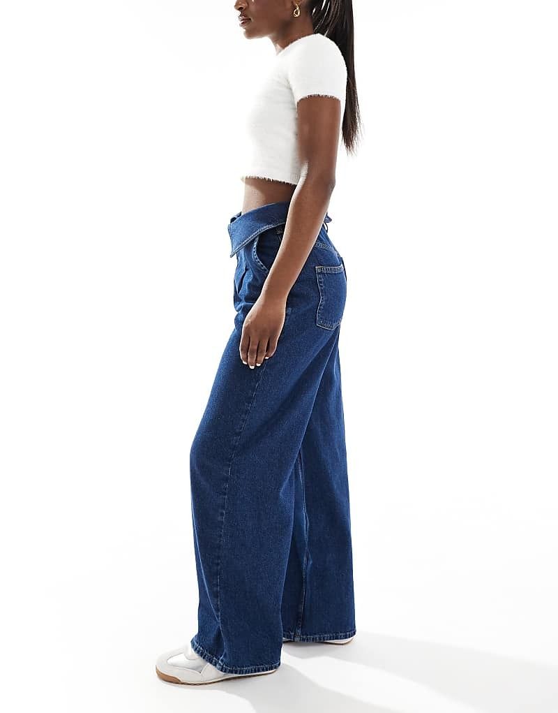 데님 Weit geschnittene Jeans mit umgeschlagenem Bund 208108859Dunkles Mittelblau