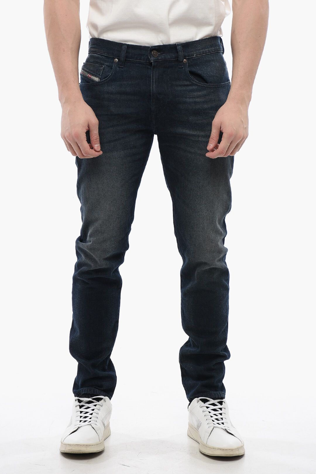 슬림 데님 청바지 다크 워시 Slim D-STRUKT Denims with Dark Wash 643962