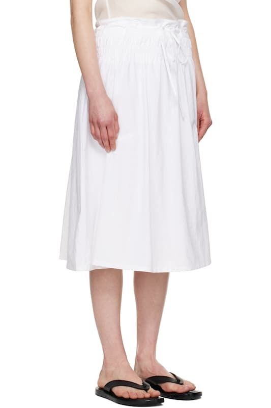 화이트 스모크드 드로우스트링 미디 스커트 White Smocked Drawstring Midi Skirt 17455071