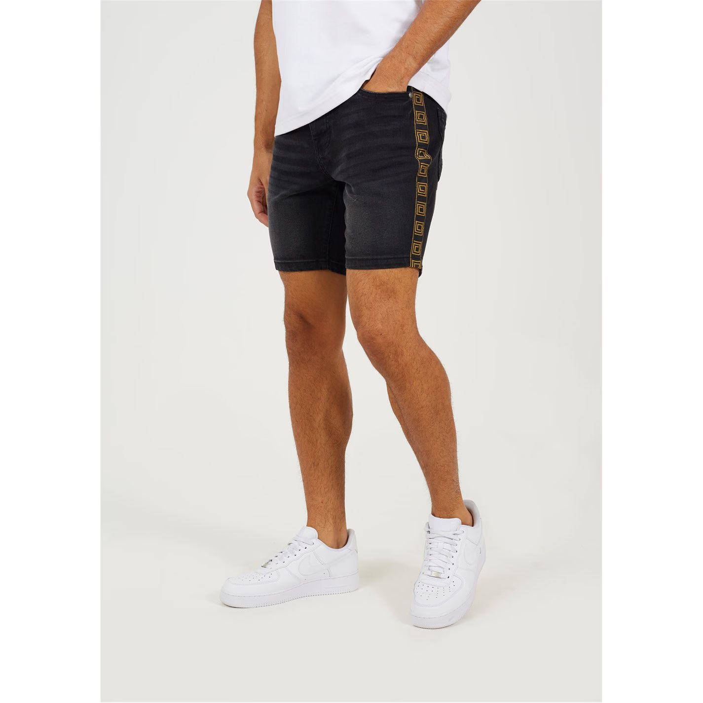 바지 사이드 디테일 차콜 워시 Shorts with Side Seam Detail Charcoal Wash 64501302