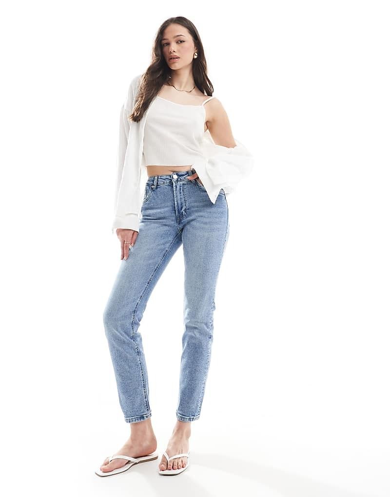 톨 Tall   D10   Slim-Fit-Mom-Jeans in mittlerer Waschung 208163405MBLUE