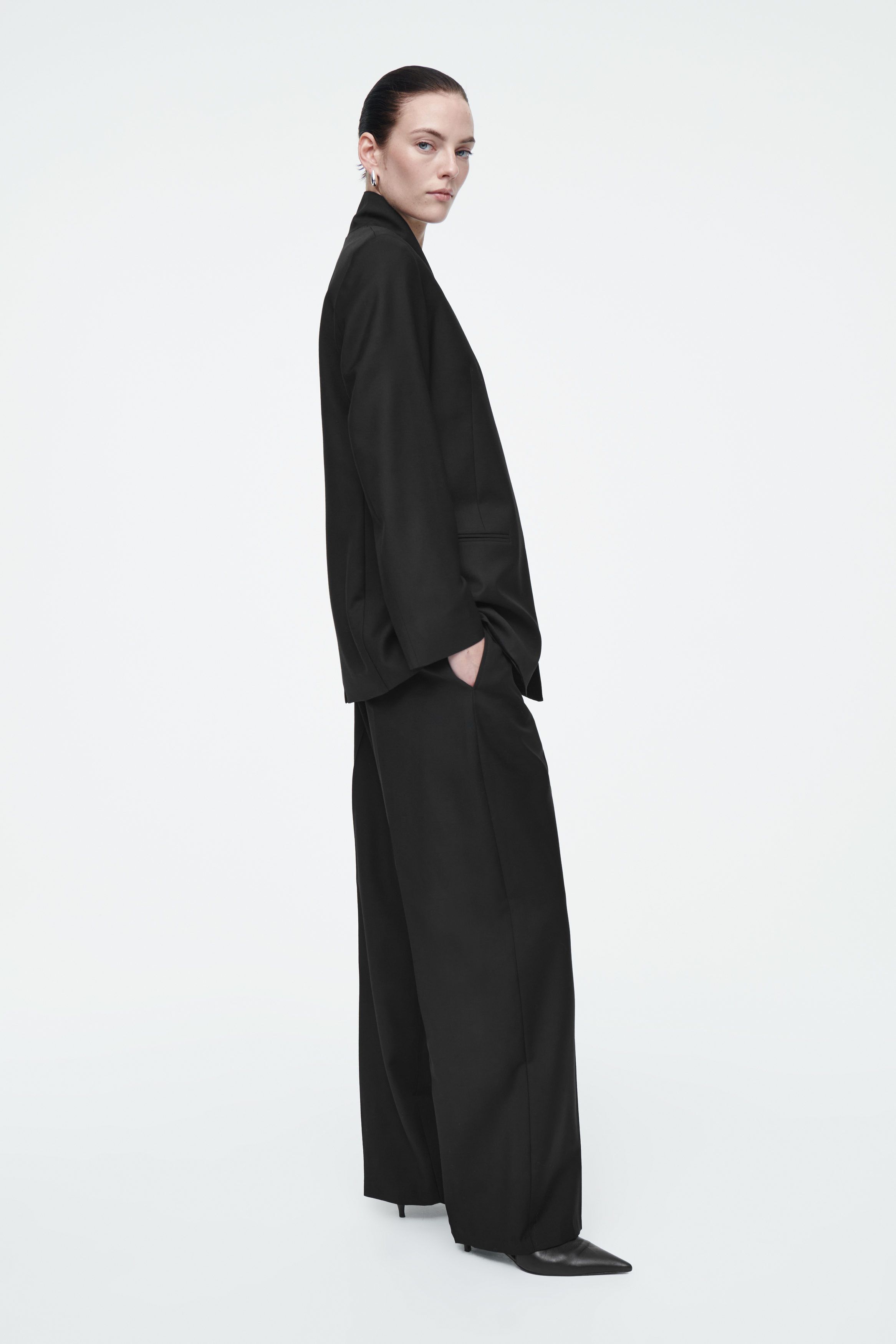 울 블레이저 STAND-COLLAR WOOL BLAZER 1234980001
