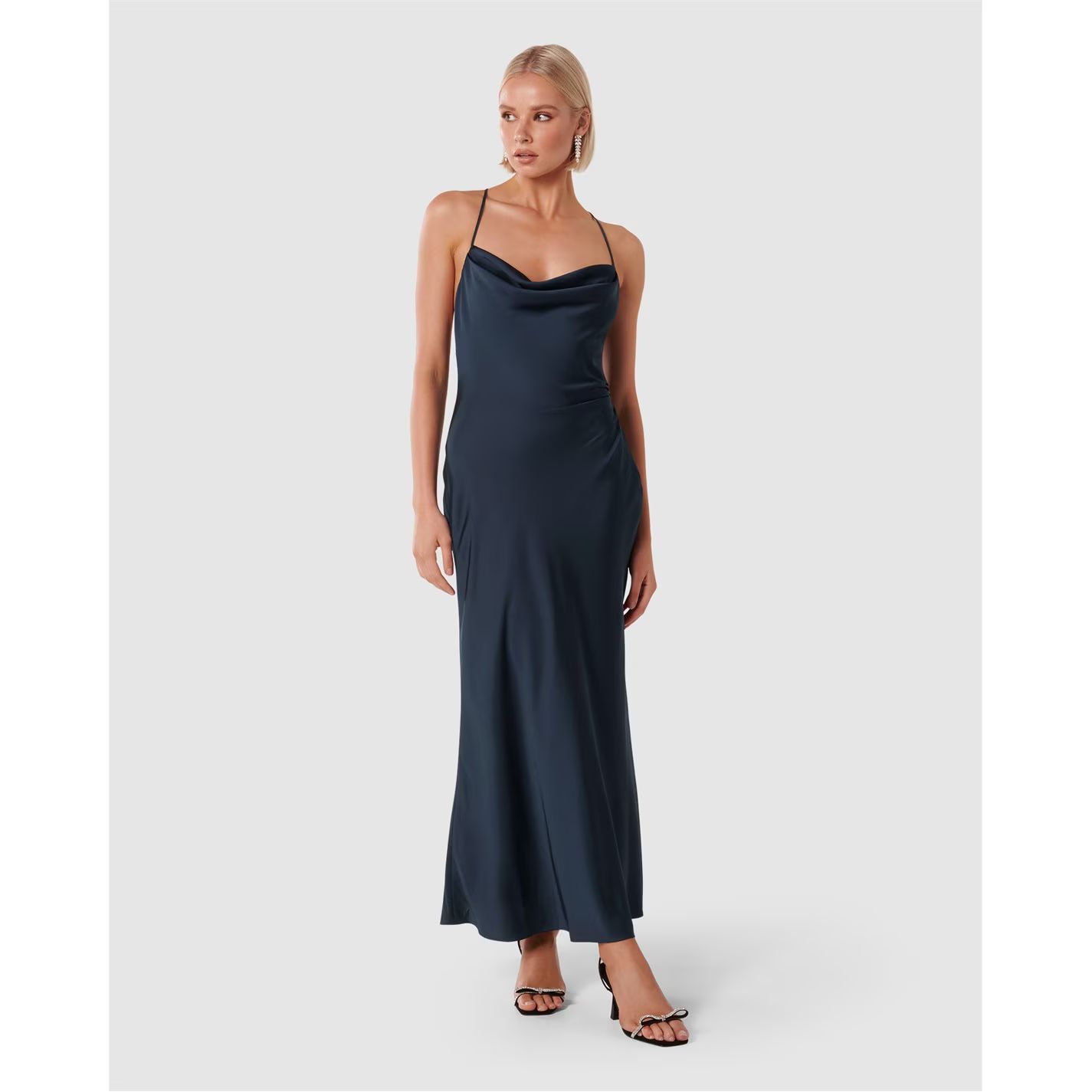 루비 타이 백 새틴 맥시 드레스 네이비 Ruby Tie Back Satin Maxi Dress Navy 30934618