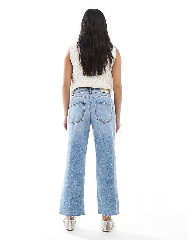 쁘띠 스트레이트 데님 Petite   D96   Verkurzte Straight Jeans in mittlerer Waschung 208163430MBLUE
