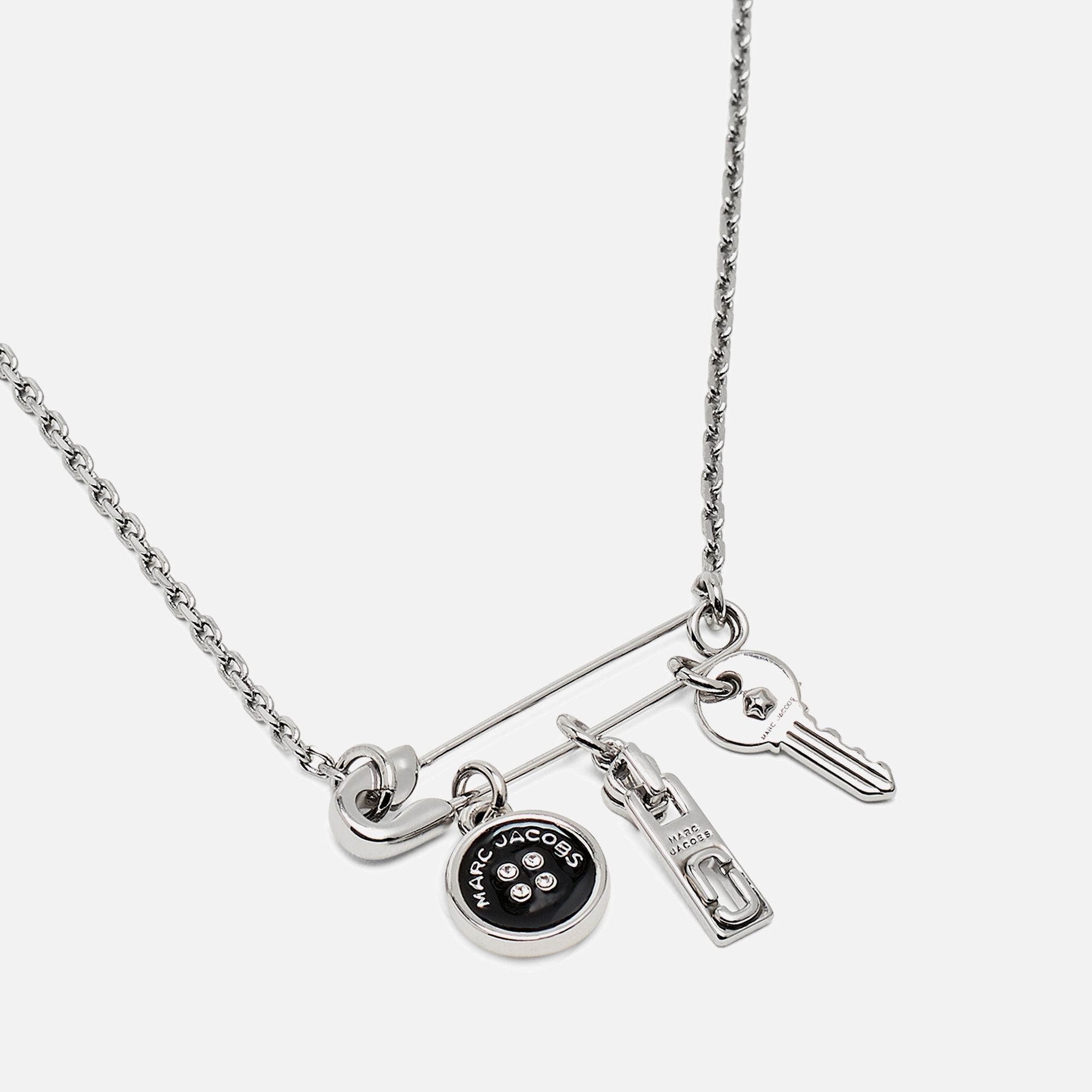마크 제이콥스 버튼 참 목걸이 Marc Jacobs Button Charm Silver-Plated Necklace 16018842