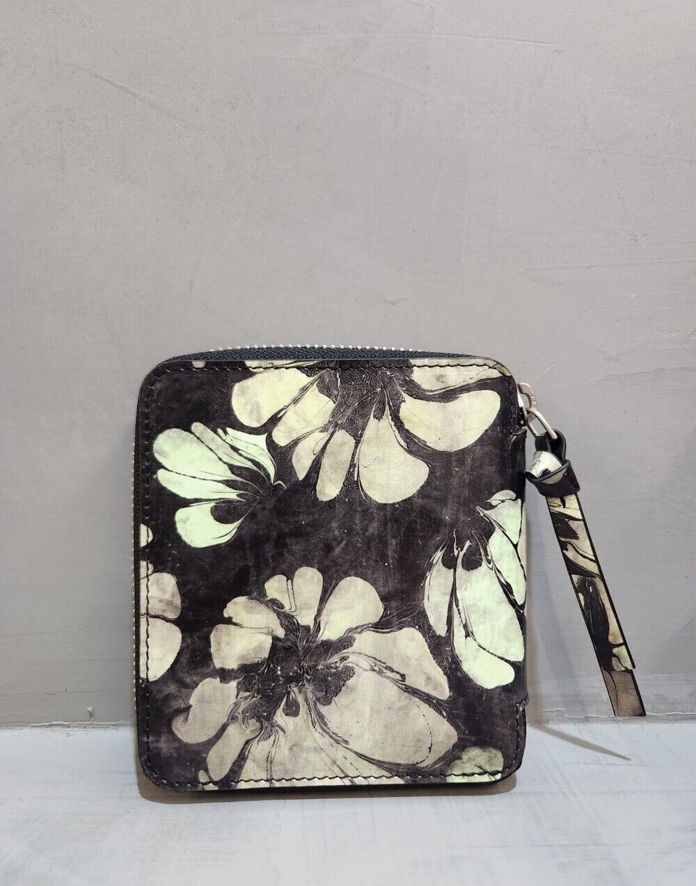 DRIES VAN NOTTEN✴︎肩がけ財布 DRIES VAN NOTEN 財布 | ブラック | FARFETCH JP