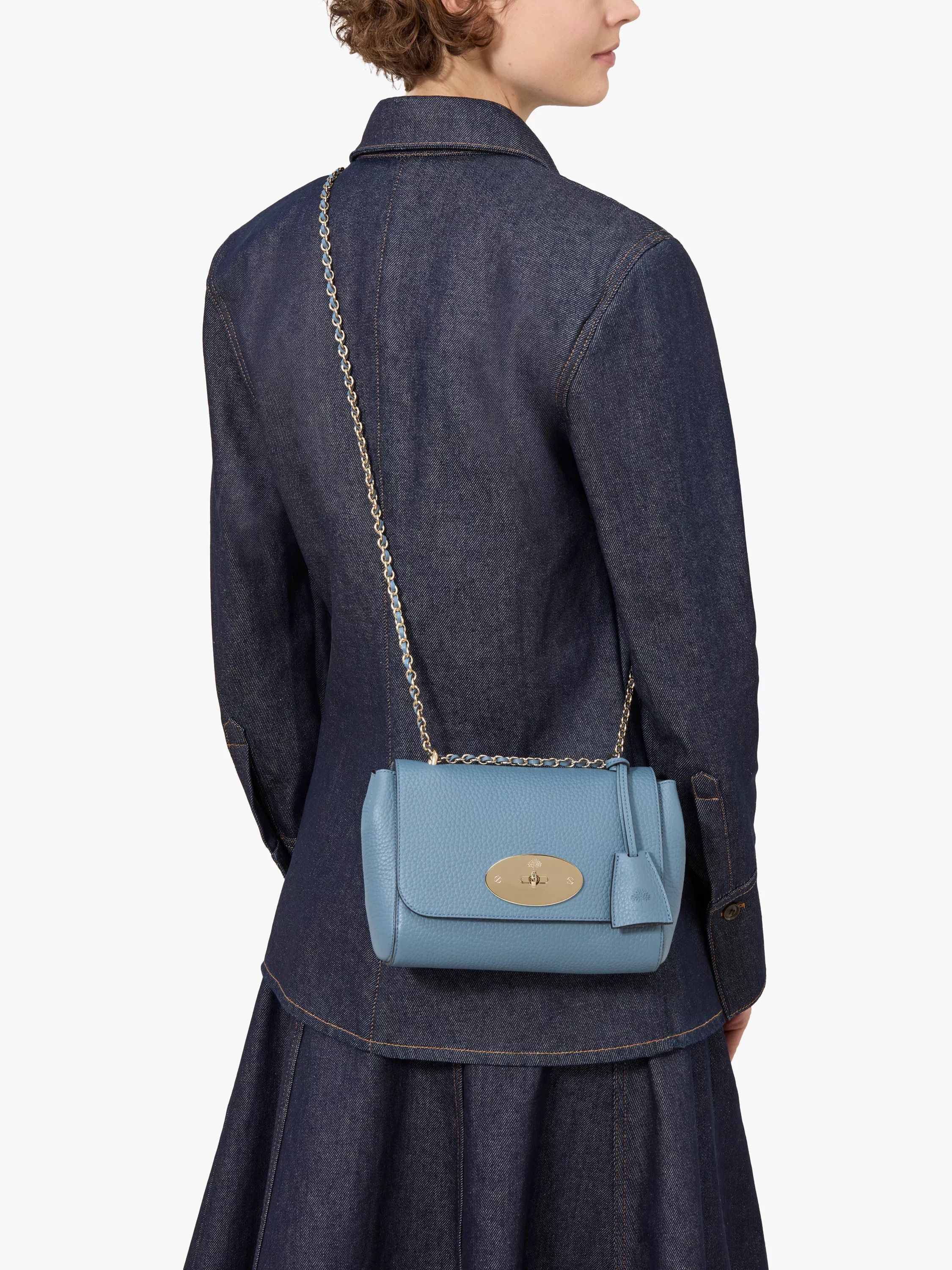 릴리 가죽 체인 스트랩 숄더 가방 Lily Heavy Grain Leather Chain Strap Shoulder Bag 5877854 Brighton Blue