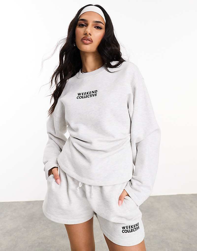 위켄드 스웻셔츠 마블 ASOS   Weekend Collective   Sweatshirt aus schwerem Stoff in Eisgrau meliert mit Korsett-Detail an der Taille 206028126KALKGRAU