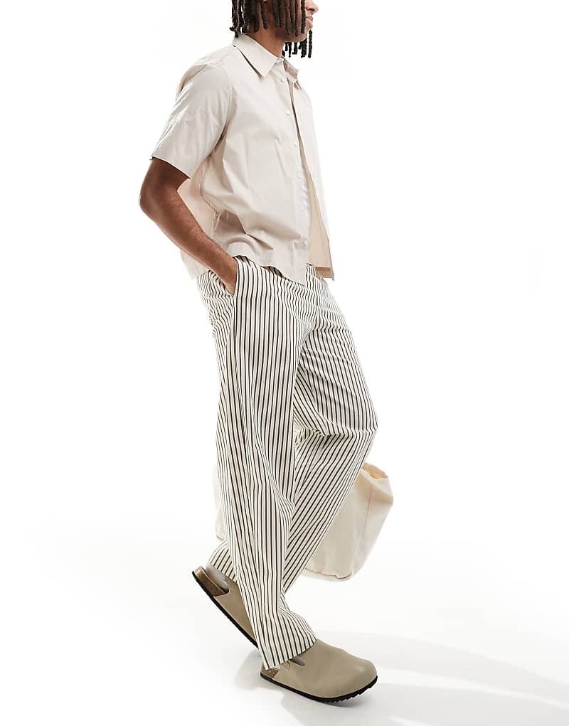 바지 브라운 & Gestreifte Hose in Braun mit Knitterstruktur und weitem Bein 208368764BRAUN