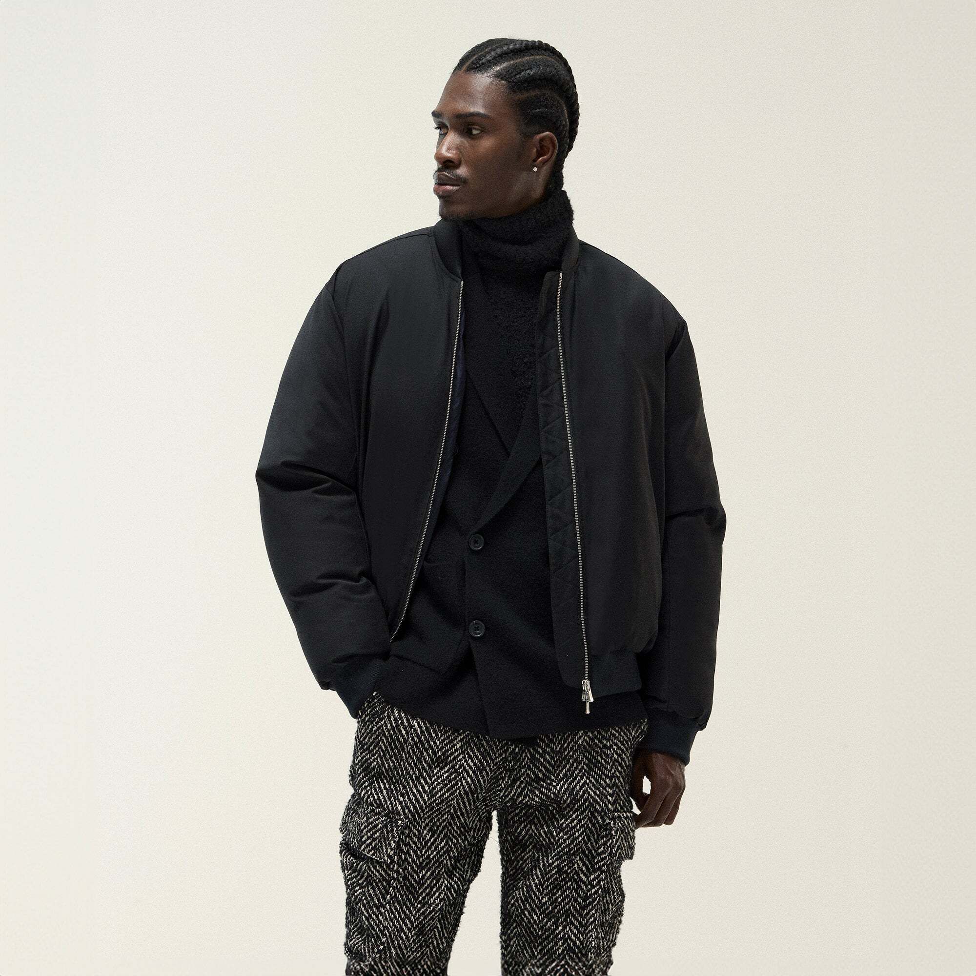 봄버 자켓 블랙 &Kin Liam Puffed Bomber Jacket - Black 8284631695488