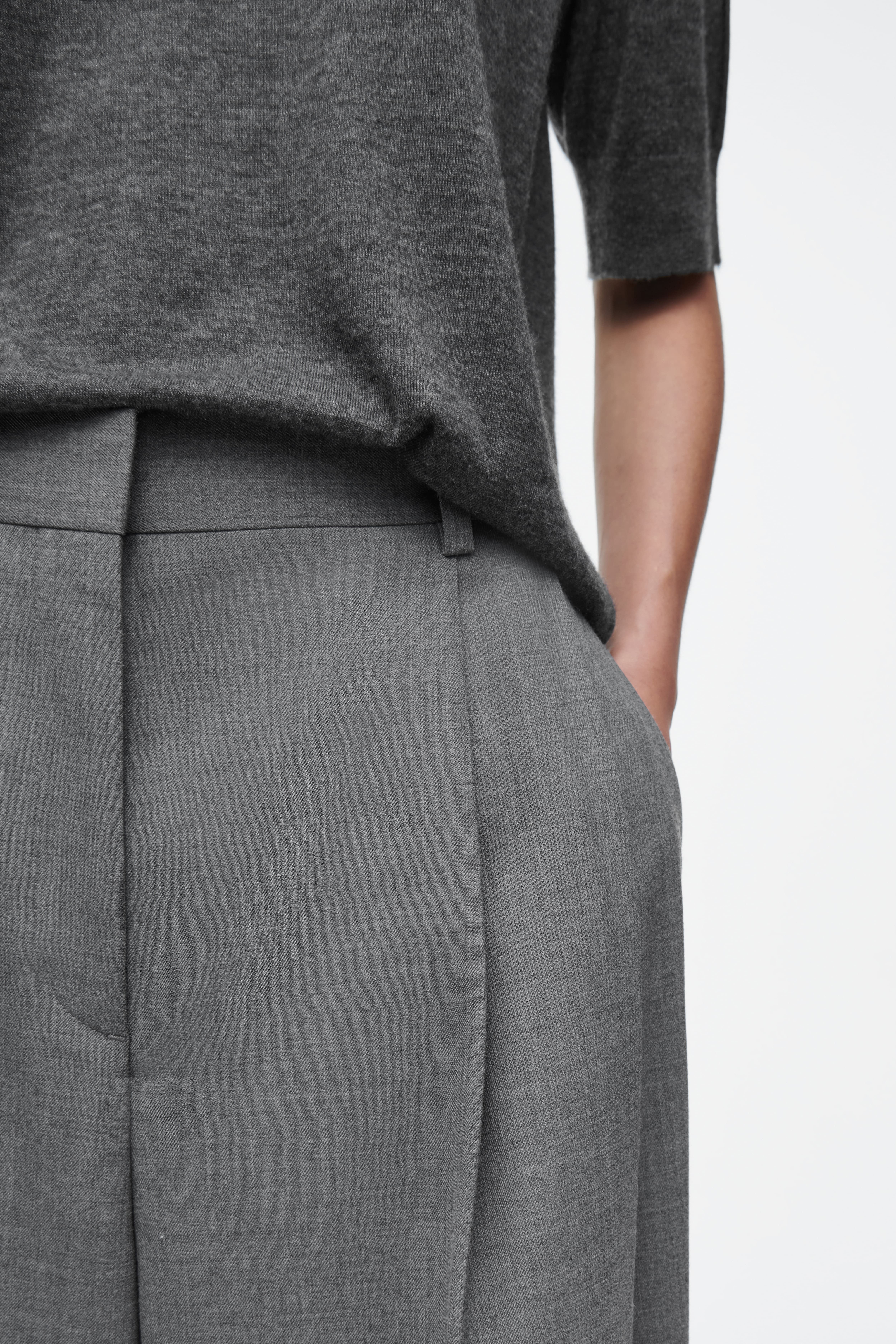 릴렉스 트윌 바지 RELAXED TWILL WIDE-LEG TROUSERS 1248999002