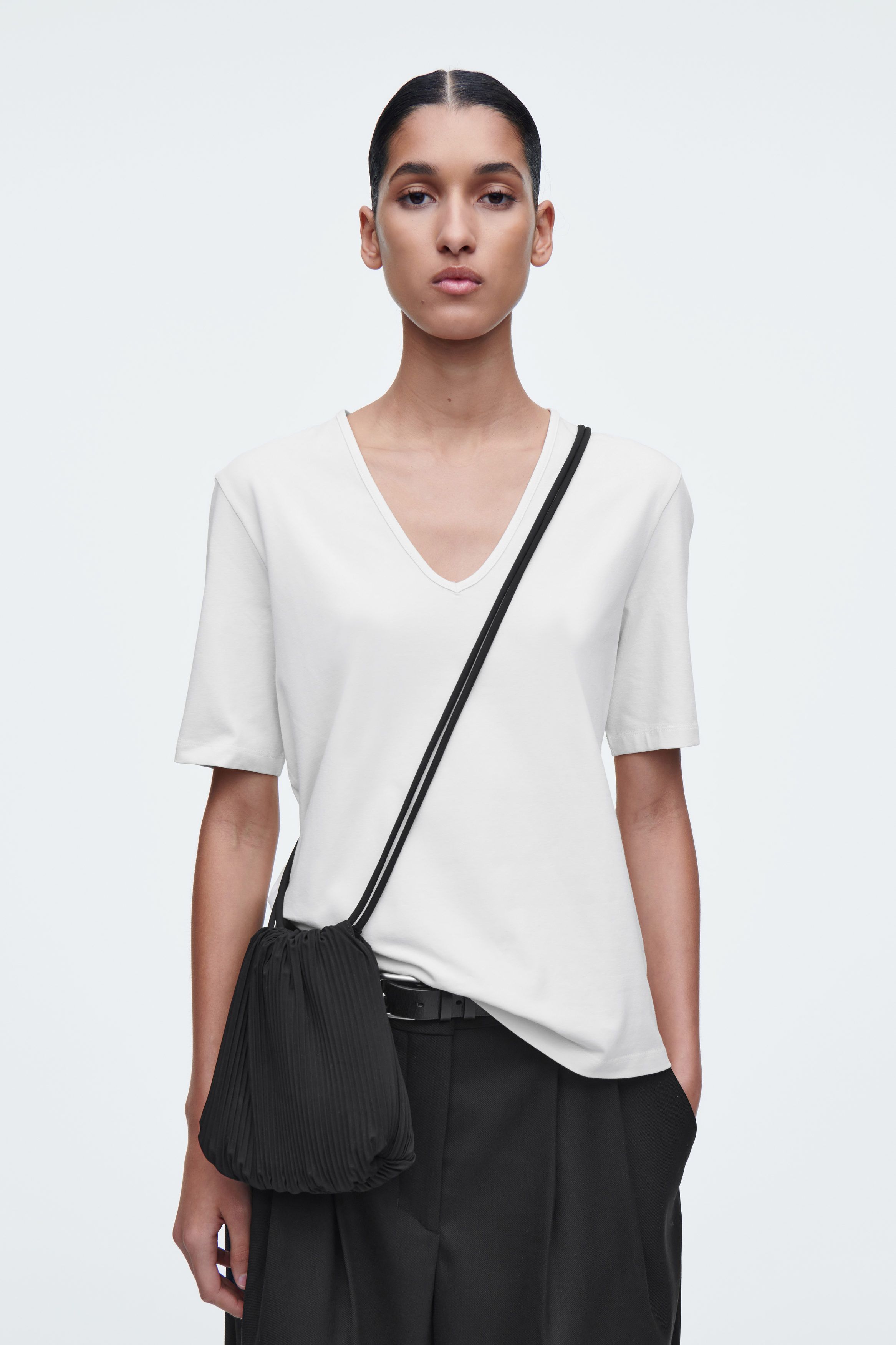 크로스백 SCALLOP CROSSBODY 1283865001