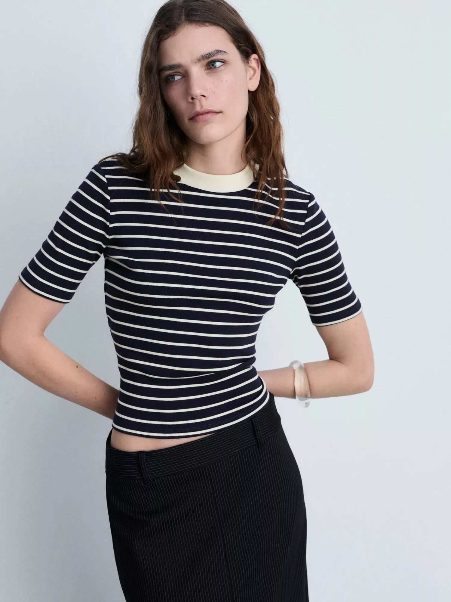 스트라이프 배색 넥 카라 티셔츠 Rayito Stripe Contrast Collar T-Shirt, Navy/Multi 113249056