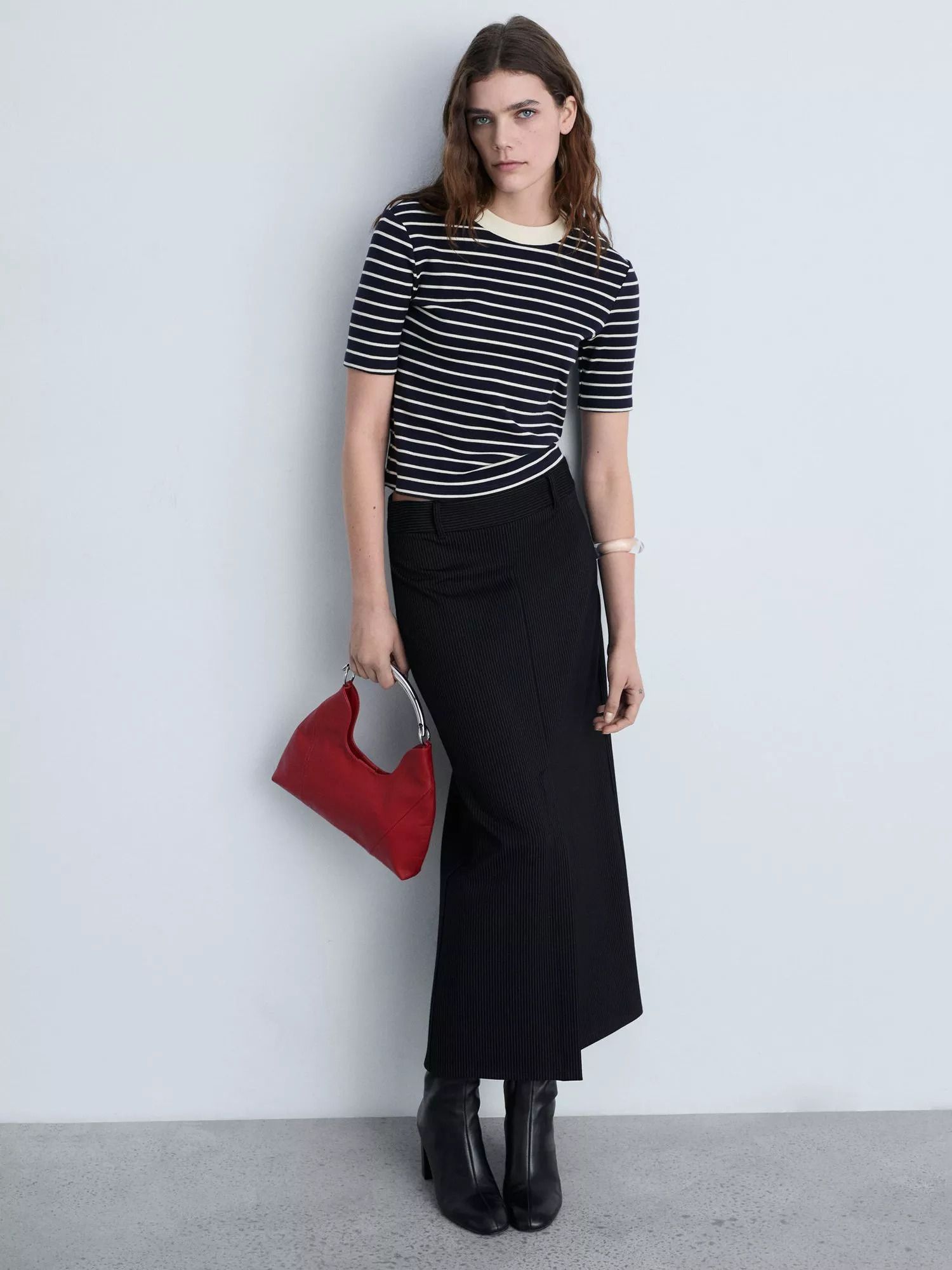 스트라이프 배색 넥 카라 티셔츠 Rayito Stripe Contrast Collar T-Shirt, Navy/Multi 113249056