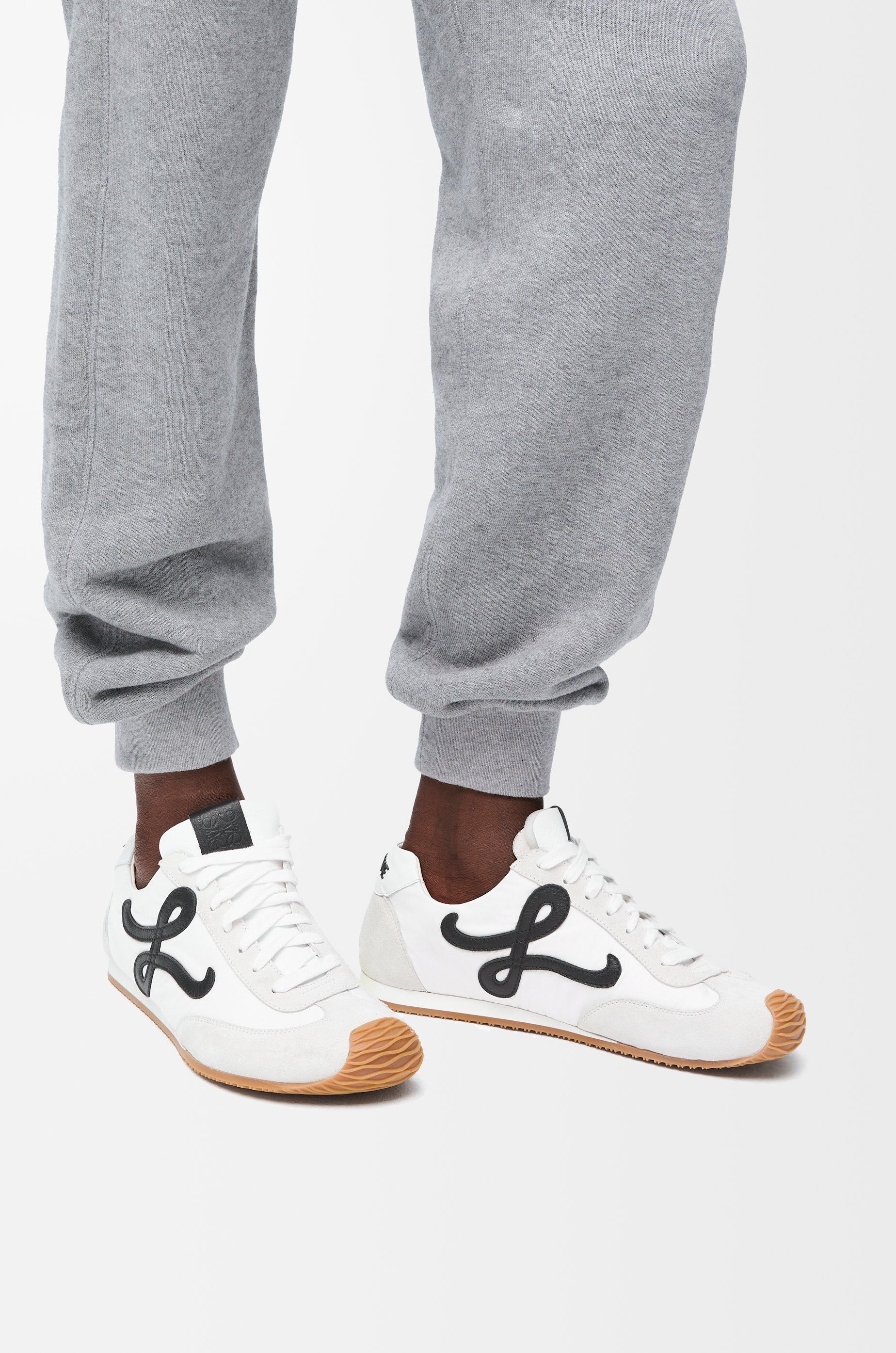 발레 러너 나일론 카프스킨 Ballet Runner 2.0 in nylon and calfskin LLBR282X01 White/Black