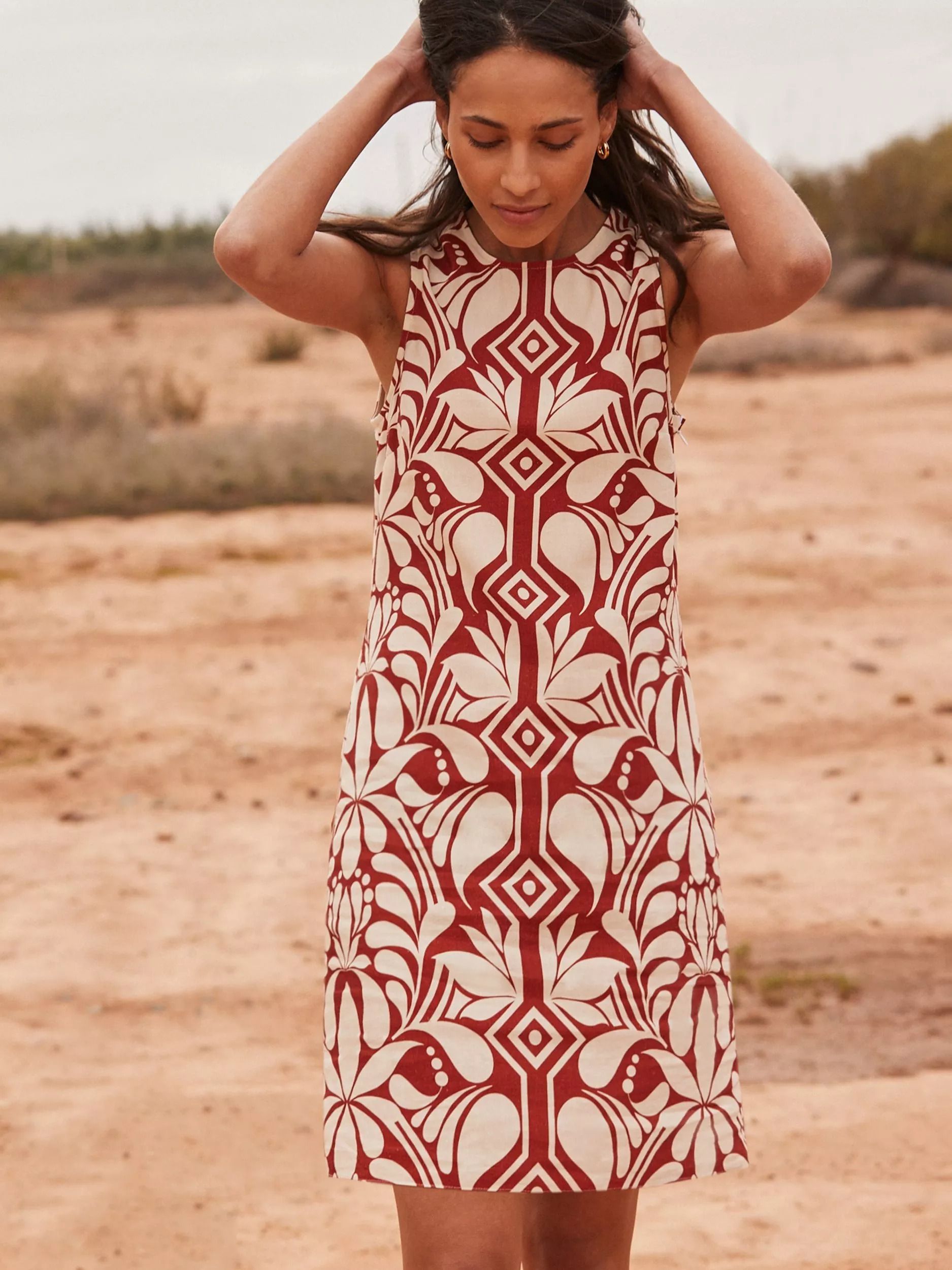 프린트 시프트 미니 드레스 브라운 Tile Print Shift Mini Dress, Brown 113599005