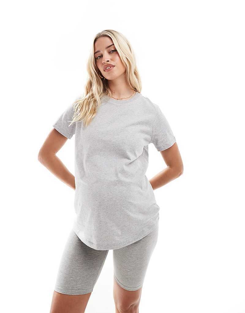 디자인 블랙 화이트 & 그레이 ASOS DESIGN Maternity   Ultimate   3er-Pack kurzarmlige T-Shirts aus Baumwollmix in Schwarz, Weiß und Grau mit Rundhalsausschnitt 201328989Bunt