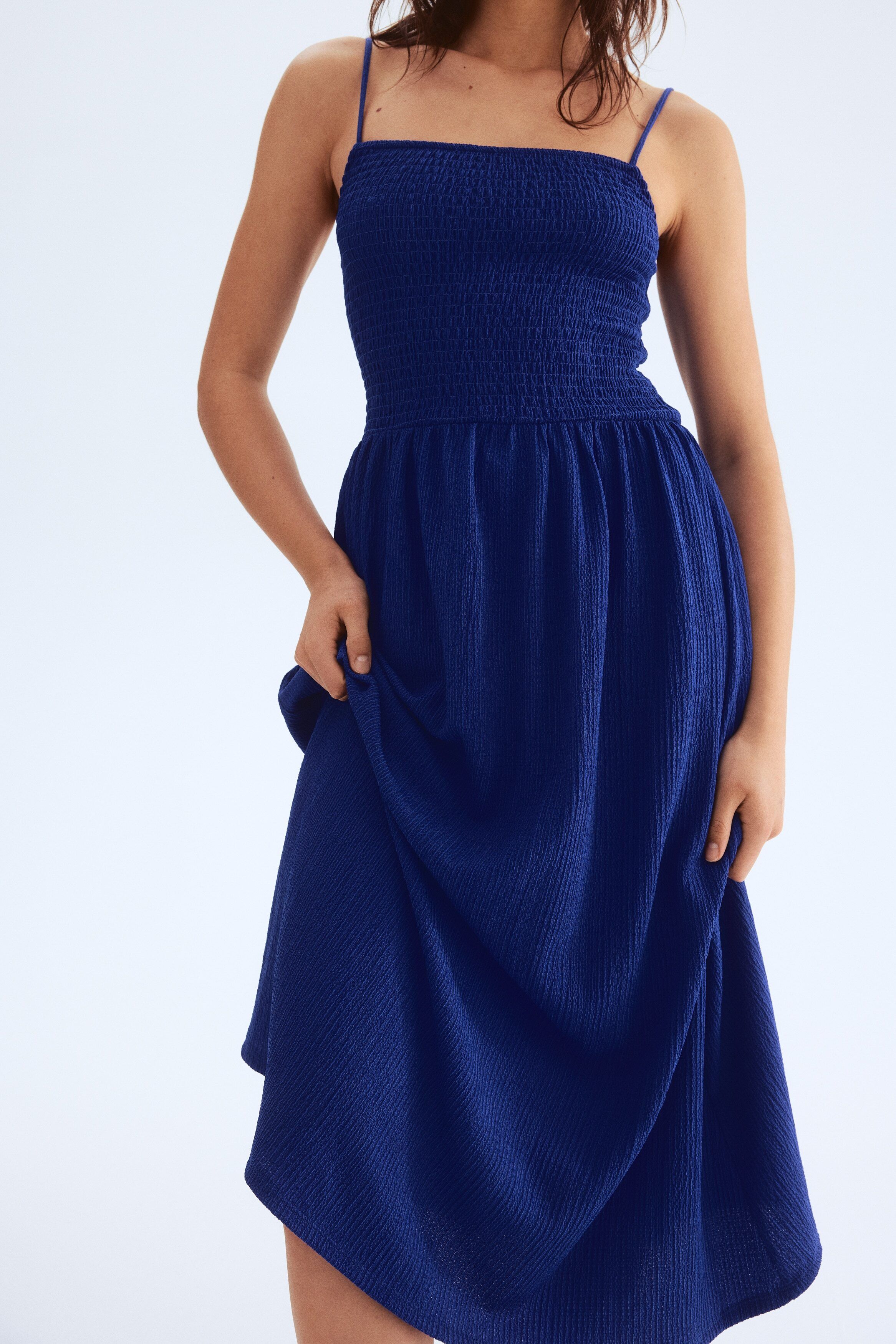 스모크드 드레스 Smocked strappy dress 1283256005