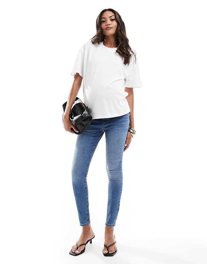 디자인 데님 ASOS DESIGN Maternity   Ultimate   Jeans in Mittelblau mit engem Schnitt, Umstandsmode 207594937Mittelblau