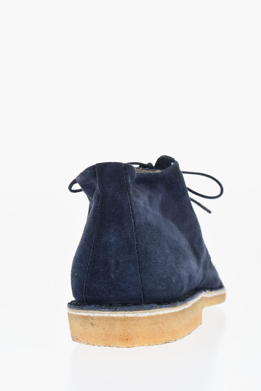 솔리드 컬러 스웨이드 데저트 부츠 크레페 솔 ID Solid Color Suede Desert Boots with Crepe Sole 655265