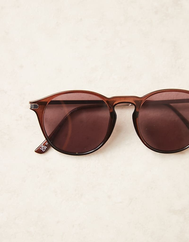 & Runde Sonnenbrille mit dunkelbraunem Gestell und Glasern in Burgunderrot 207790391BRAUN