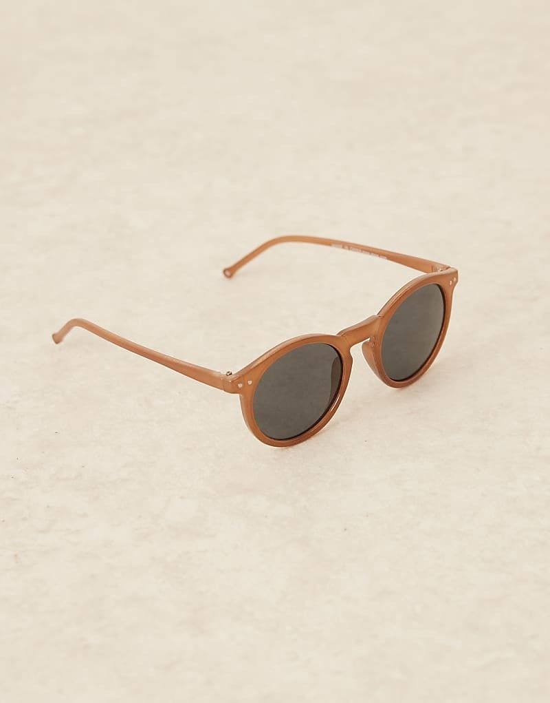 & 브라운 Runde Retro-Sonnenbrille mit braunem Gestell und getonten Glasern in Braun 207656063Schildpatt mit schwarzen Gläsern