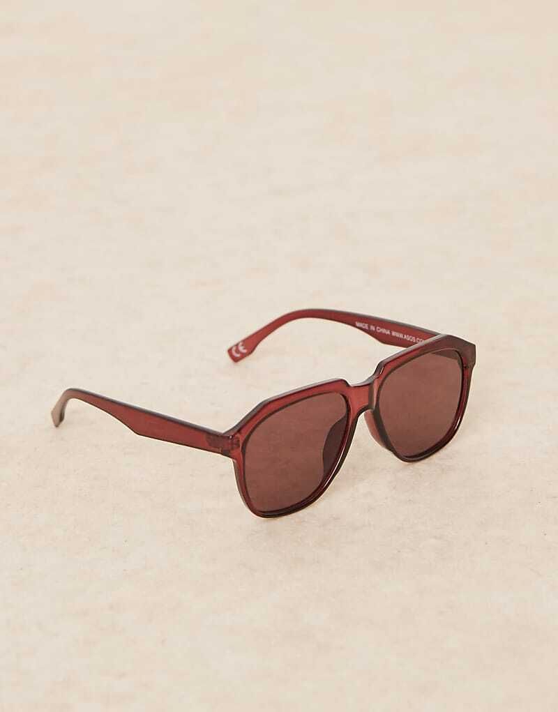 Runde Sonnenbrille in dunklem Burgunderrot mit burgunderroten Glasern 207790213BRAUN