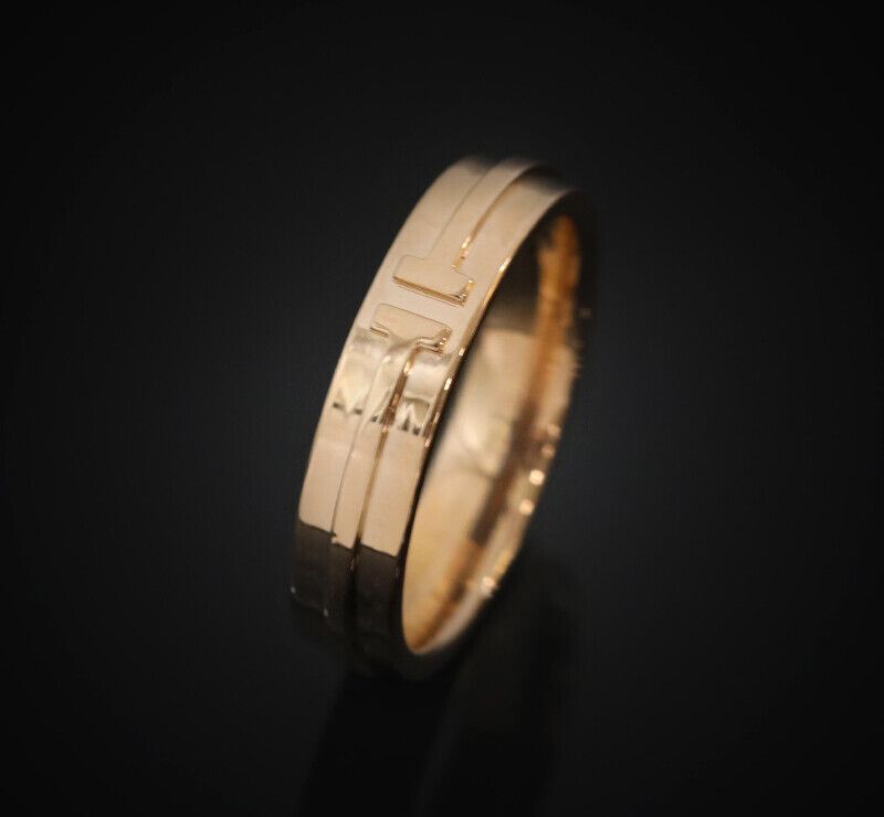 Tiffany T wide black onyx wire bracelet in 18k rose gold