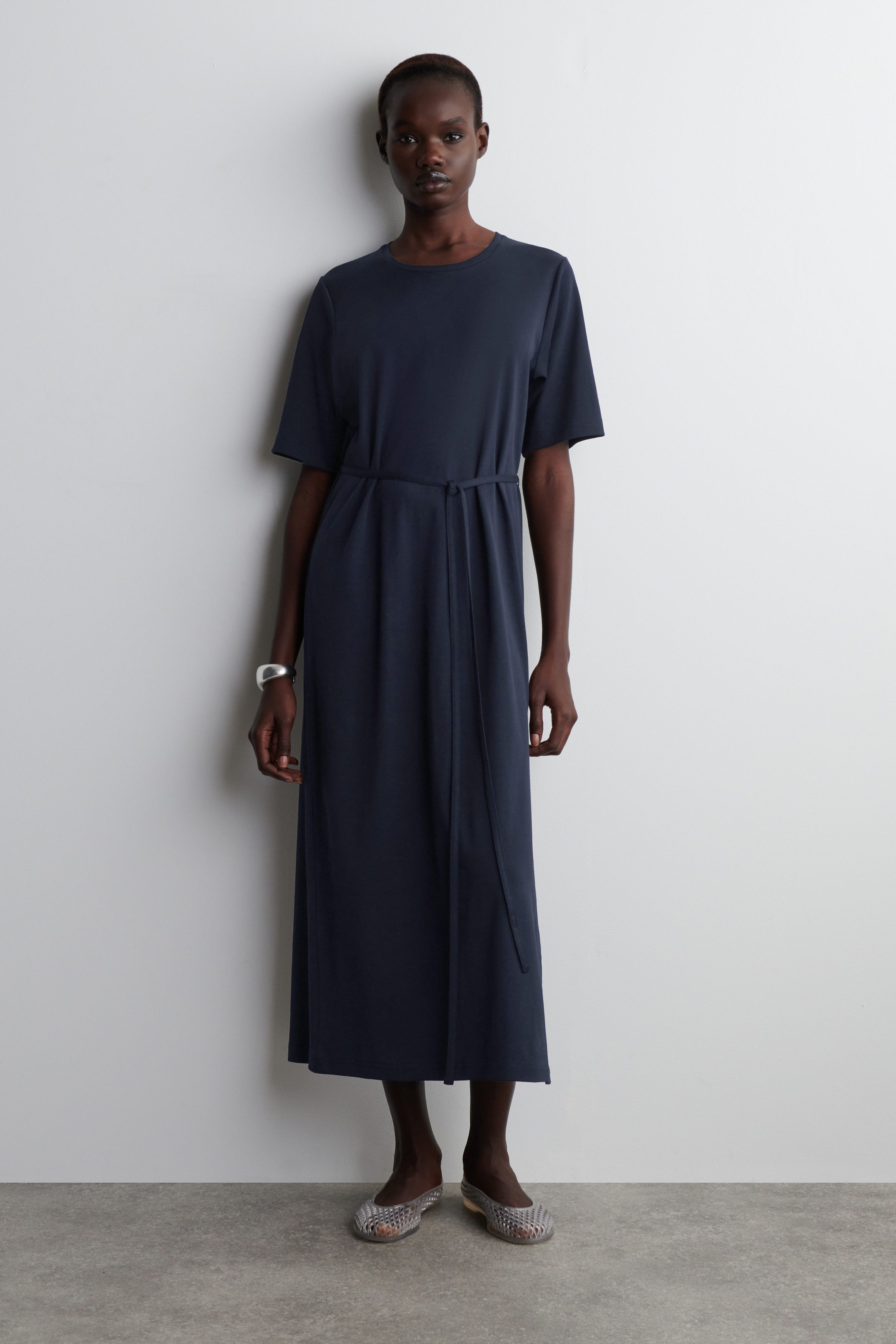 벨트 미디 티셔츠 드레스 BELTED MIDI T-SHIRT DRESS 1282648001