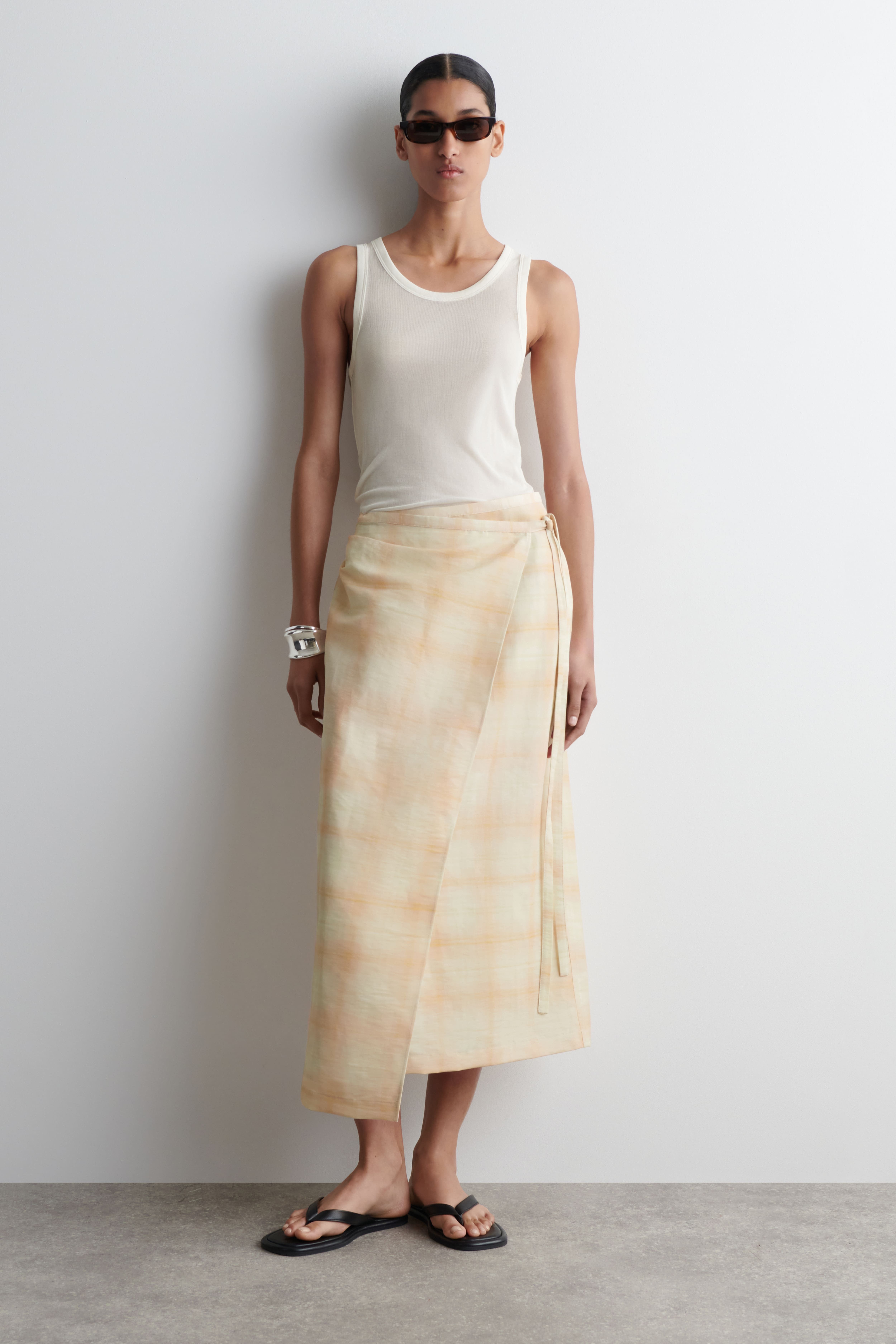 미디 랩 스커트 CHECKED MIDI WRAP SKIRT 1283683001