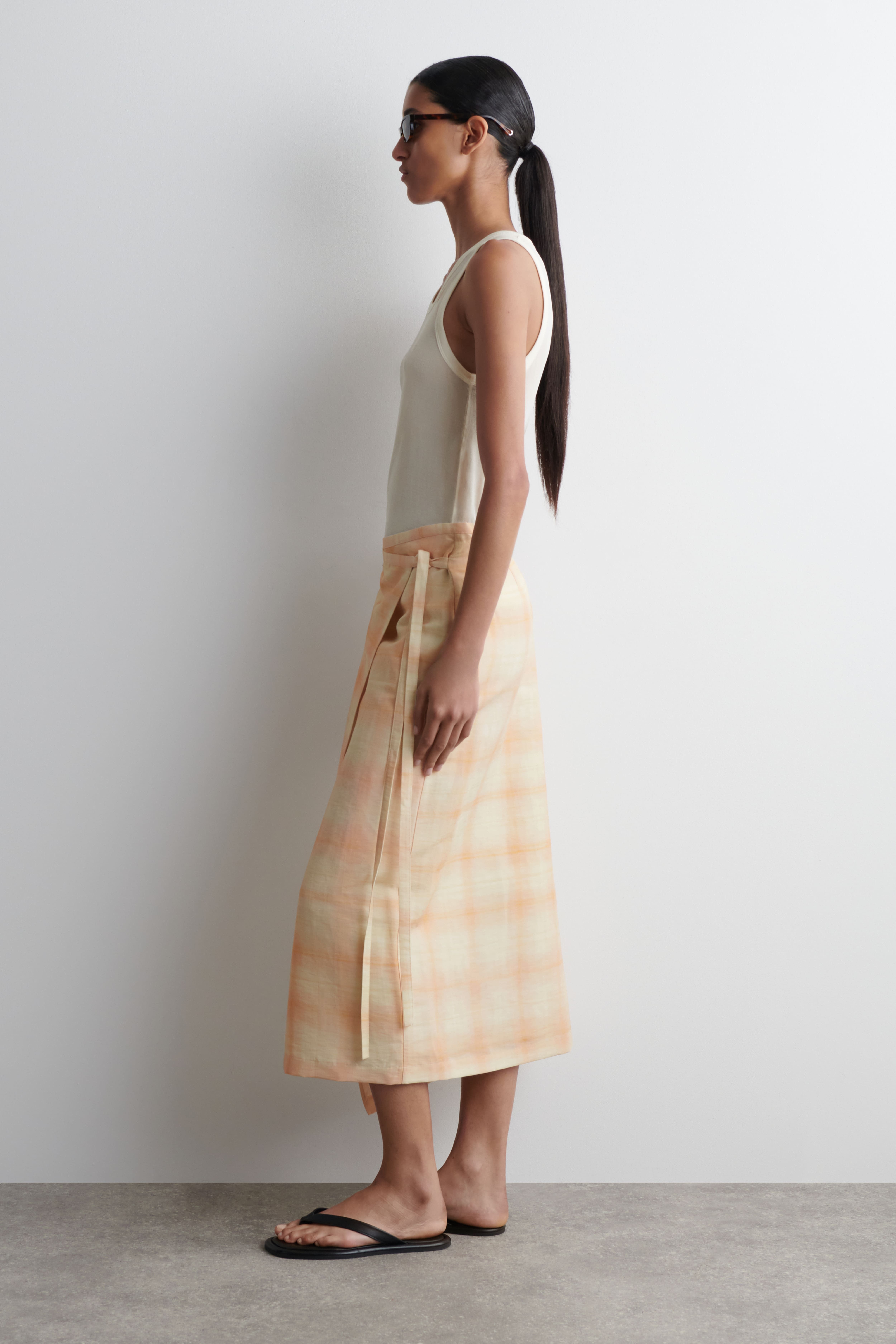 미디 랩 스커트 CHECKED MIDI WRAP SKIRT 1283683001