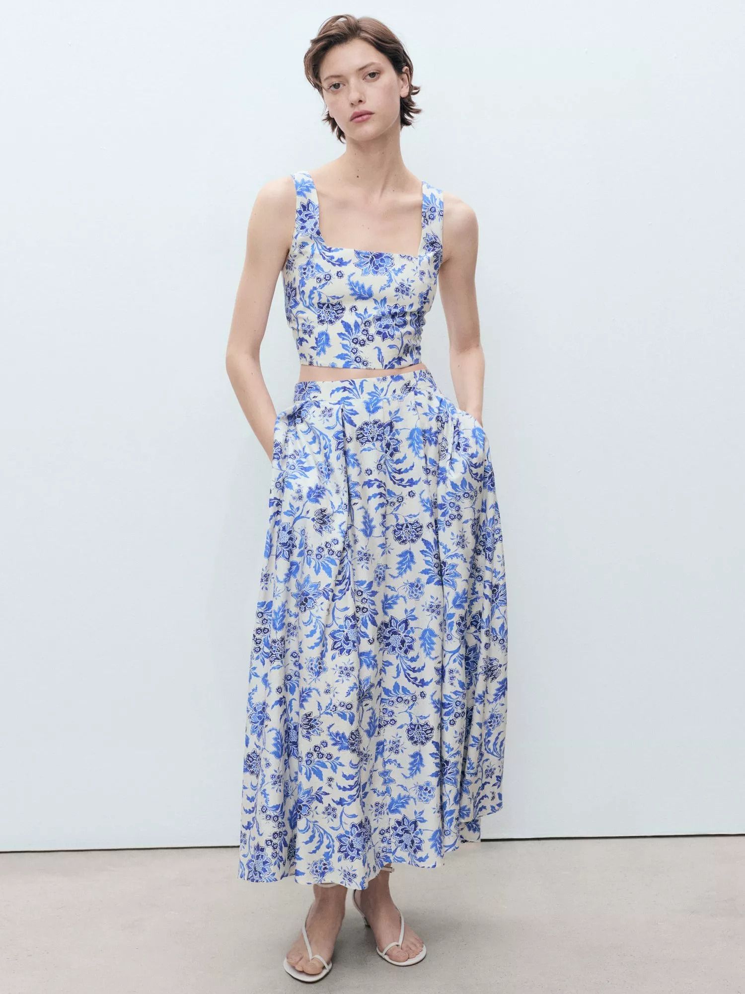 플로랄 크롭 탑 Indigo Floral Crop Top, White/Multi 113645830