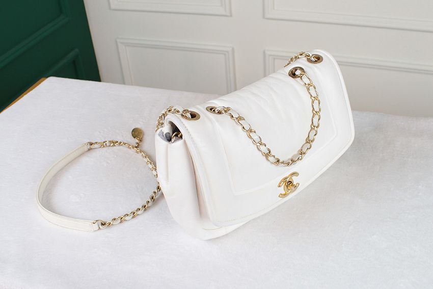 CHANEL CC Metallic Gold Chain Flap Bag 28 Series 43382511 | eBay