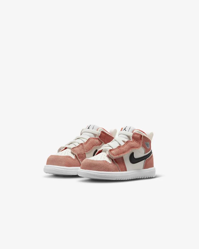 Nike 1 ALT SE DZ4469 800