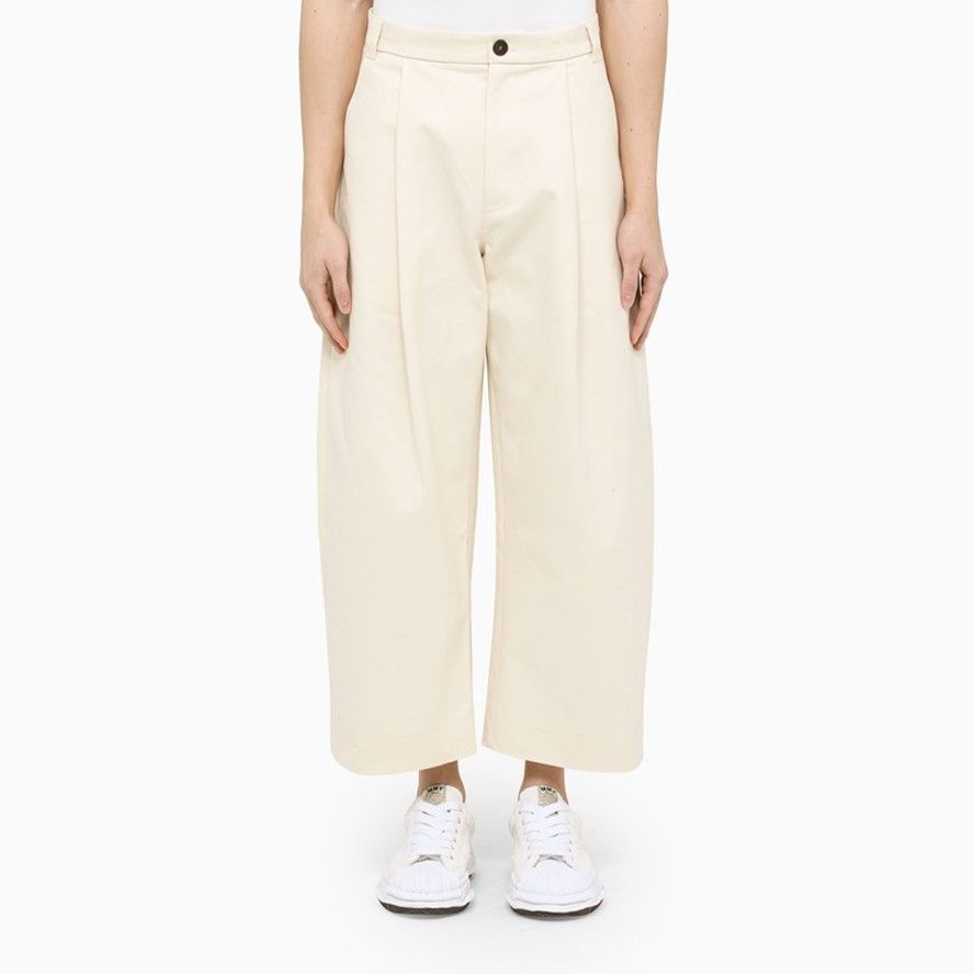 스튜디오니콜슨-크림 바지 STUDIO NICHOLSON Cream Sorte trousers