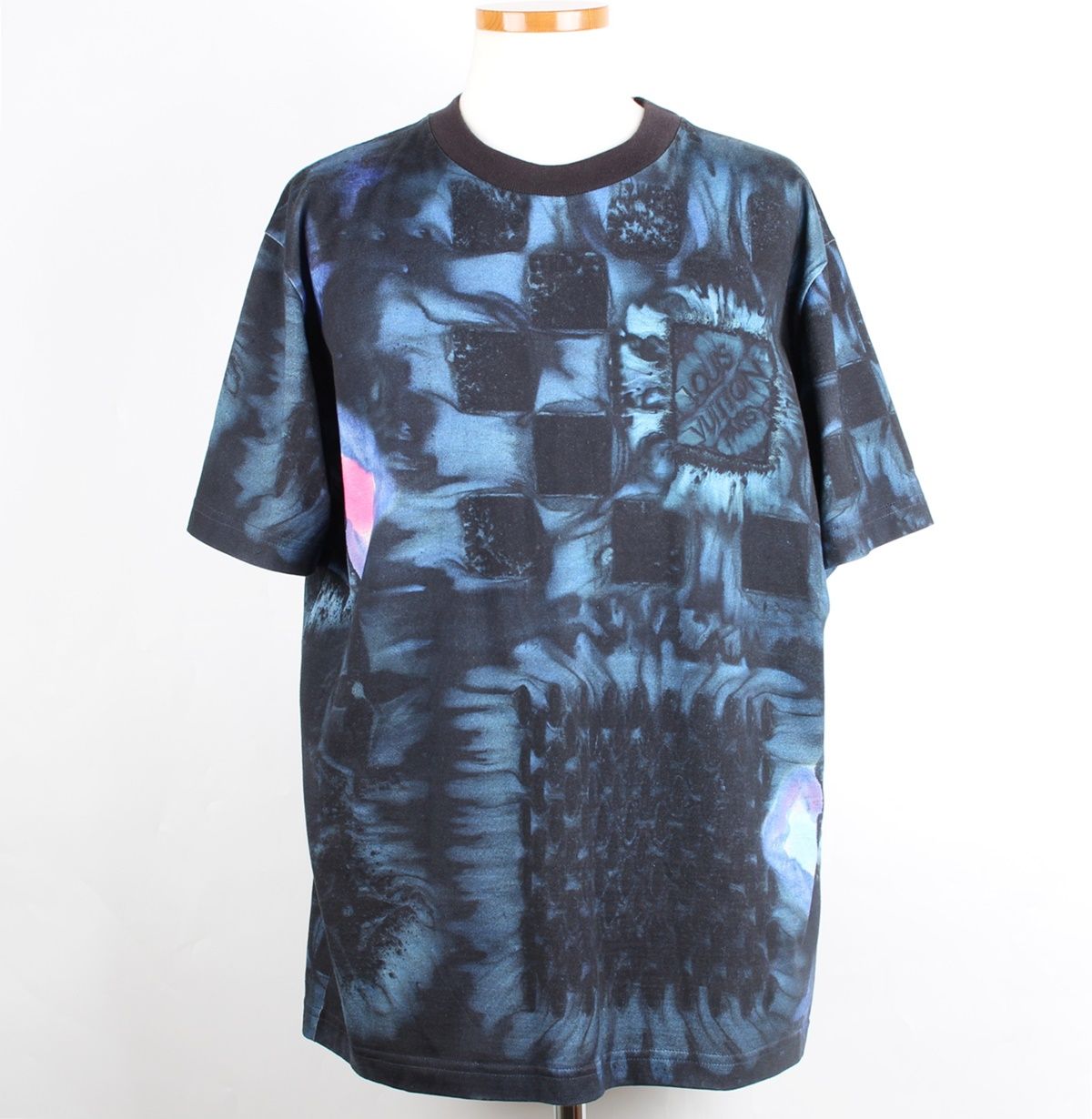 Louis Vuitton Salt Print Graphic T-Shirt L - SKU: 123456 | eBay Louis Vuitton Salt Print Graphic T-Shirt L - SKU: 123456 | eBay