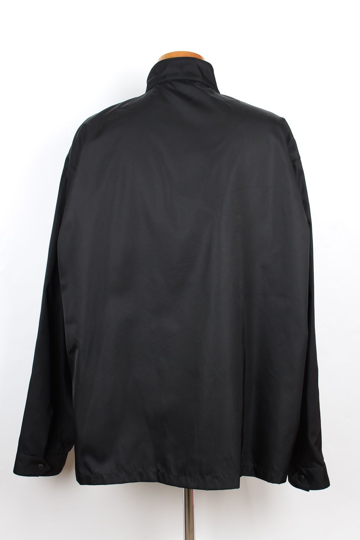 Prada Triangle Logo Nylon Shirt XL 12345 63624171 | eBay Prada Triangle Logo Nylon Shirt XL 12345 63624171 | eBay