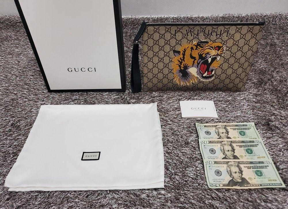 Gucci Tiger Clutch 12345 71235792 | eBay