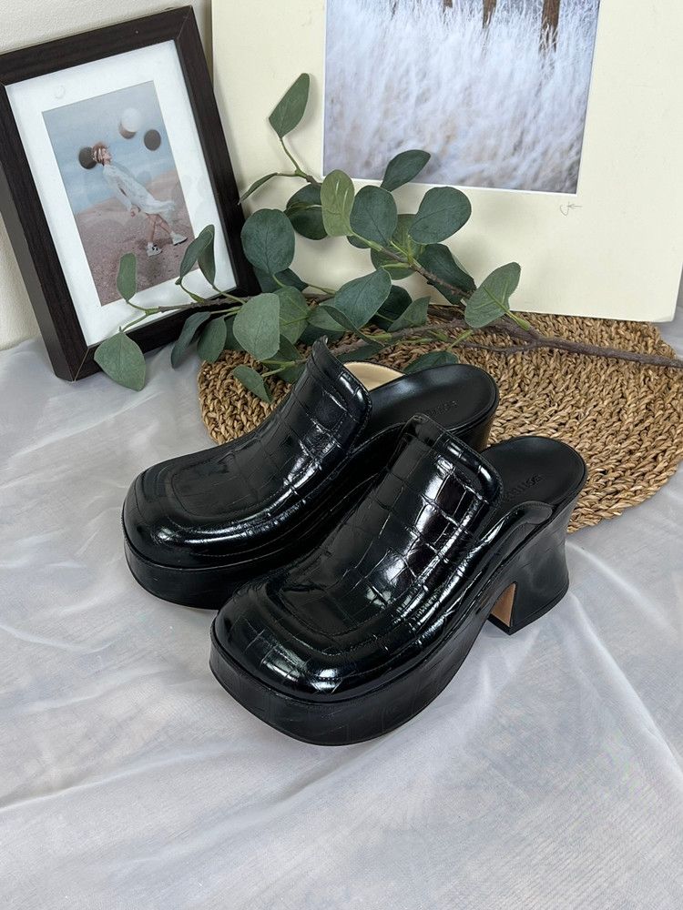 보테가베네타 우먼스 ALLIGATOR 크록 패턴 웨지 펌프 뮬 힐 블랙