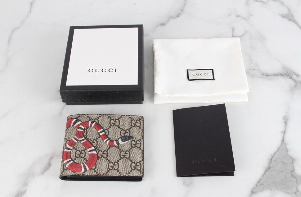 Gucci Snake Bi-Fold Wallet 12345 73440307 | eBay