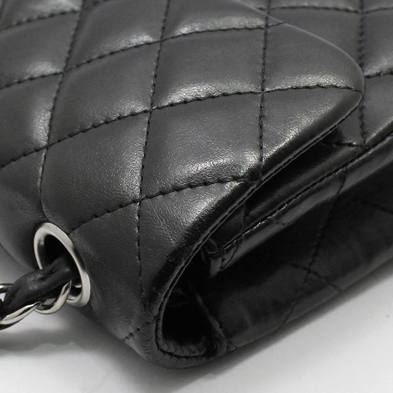 Pre-Owned ブラックラムスキンシルバークラシックバゲットチェーンショルダーバッグ 74209456 [U]