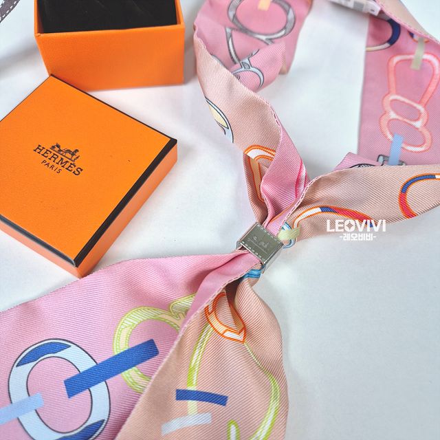 [] 에르메스 트윌리 스카프 링 Mini Bolduc Twilly ring 실버 컬러 H603613S 00