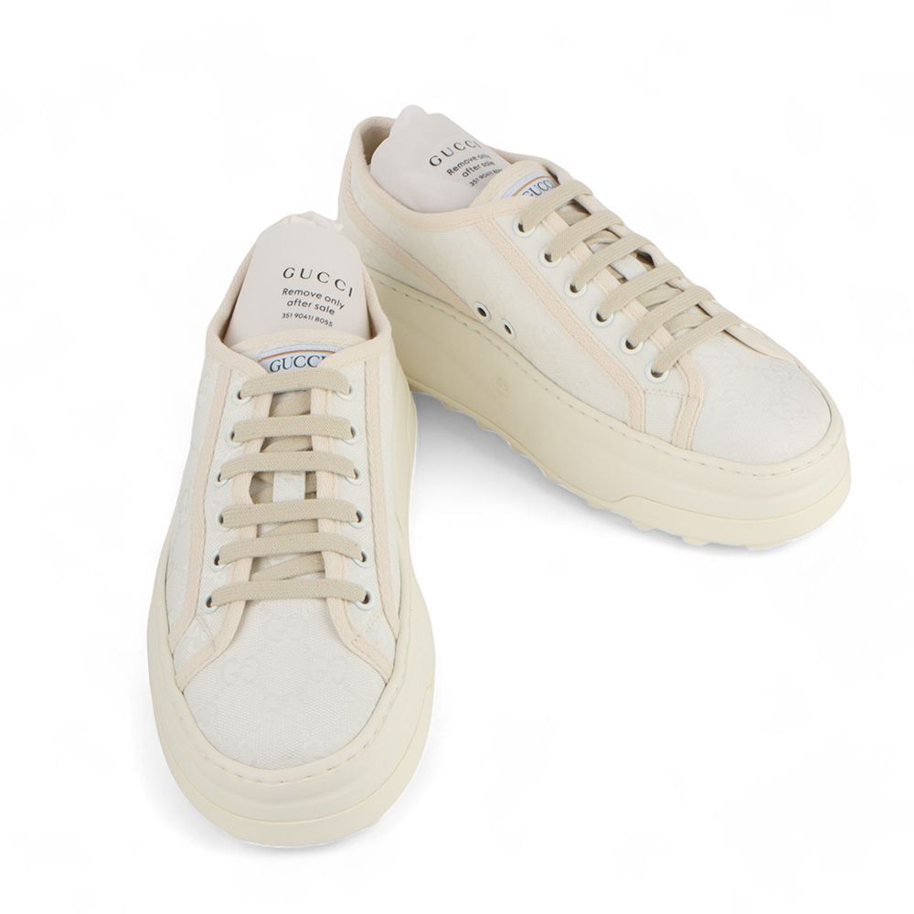 スニーカー GUCCI SNEAKERS WHITE/BEIGE グッチ──最旬ベストバイ・アイテム | GQ JAPAN