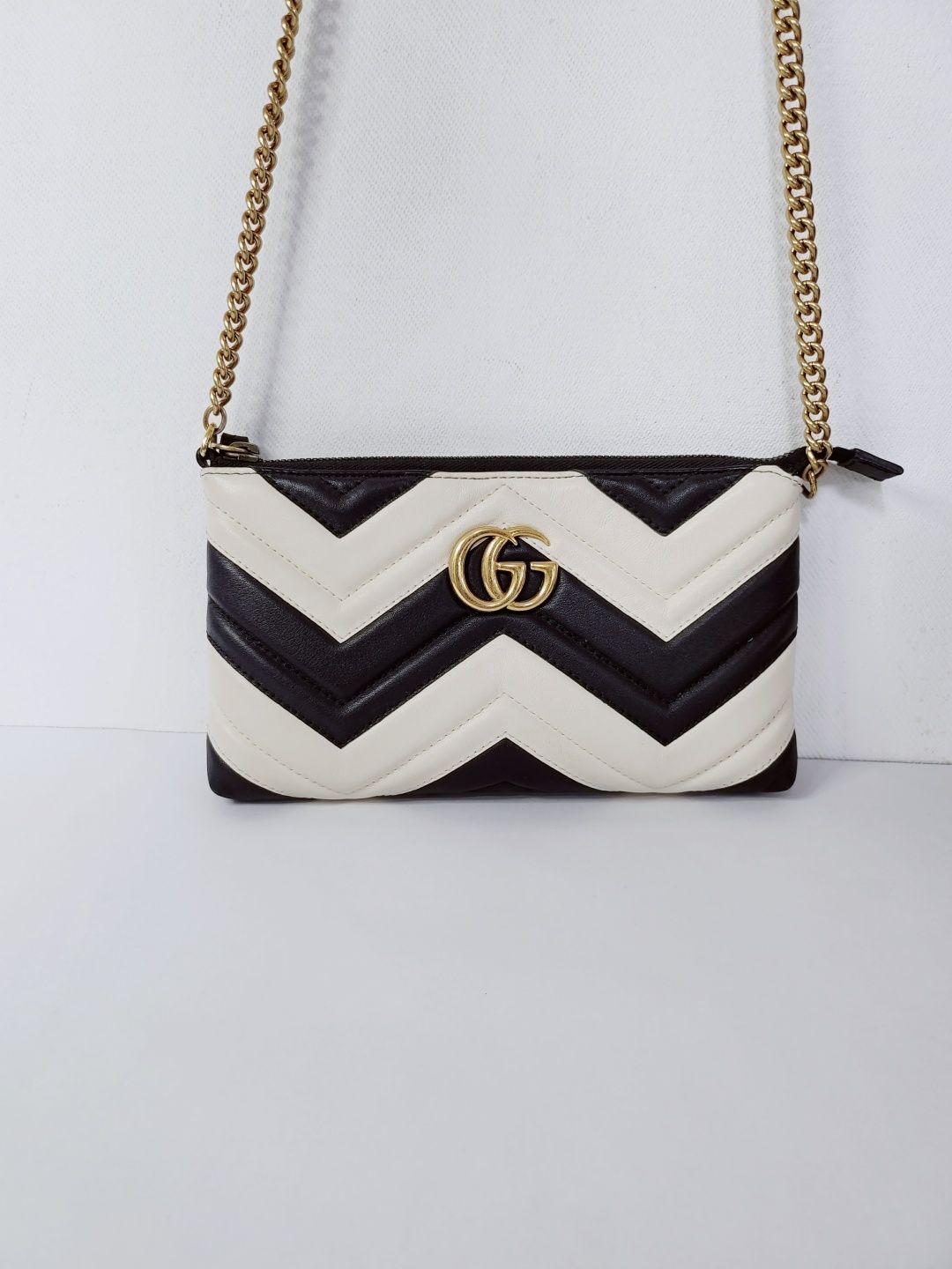 Gucci GG Logo Marmont Matelassé Mini Chain Bag 22-12-3.0