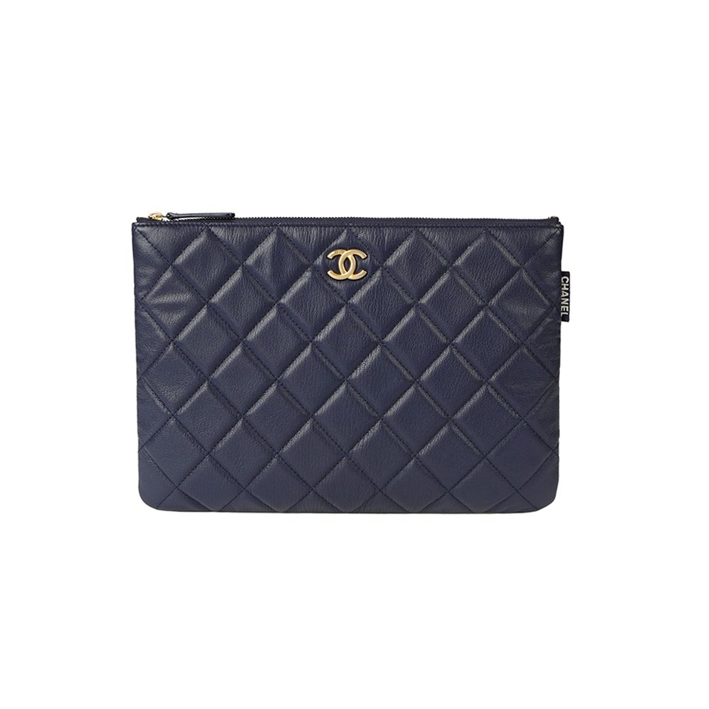 샤넬 램스킨 CC 로고 파우치 네이비 금장