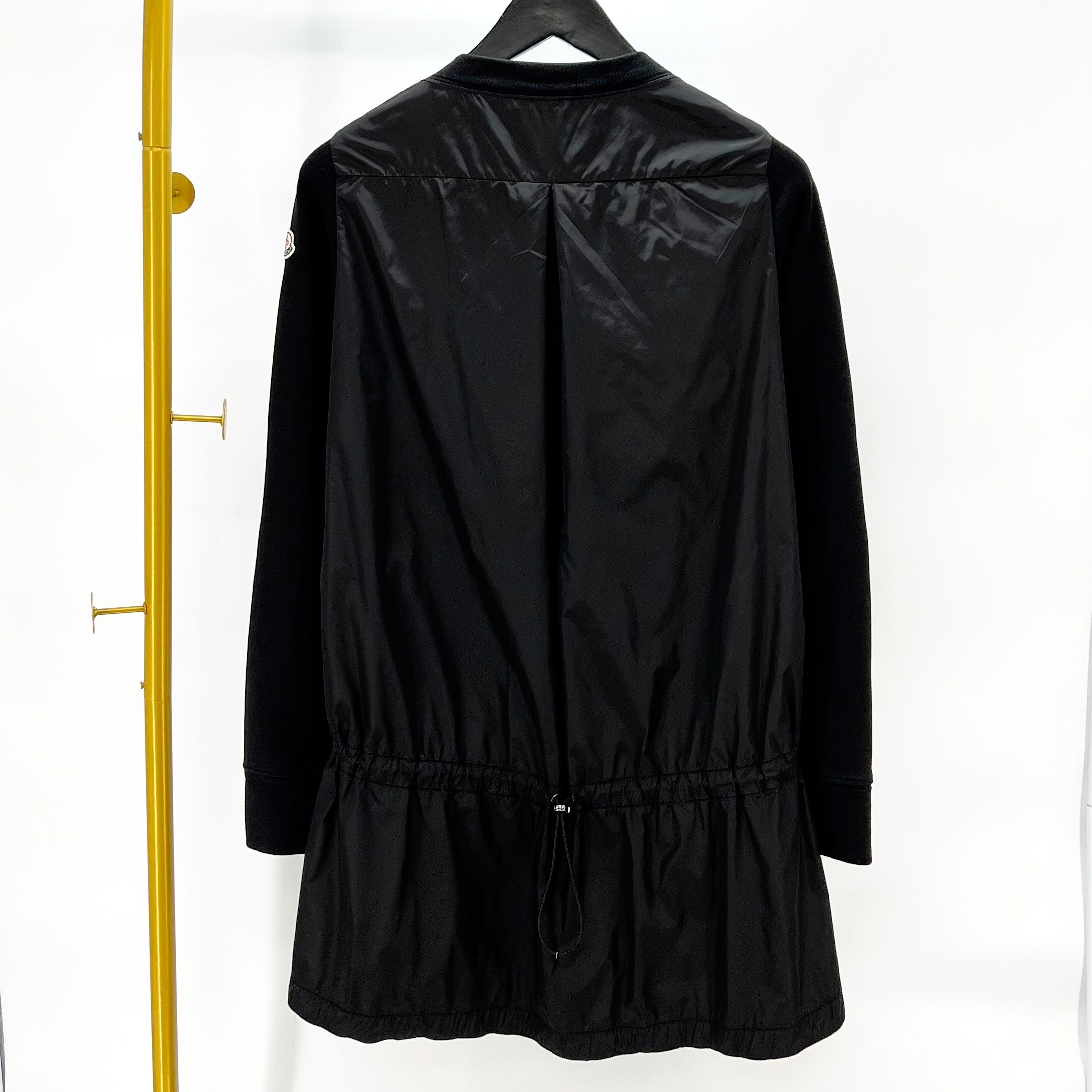 MONCLER 美品☆正規品 モンクレール 20SS ABITO アビト ロゴ