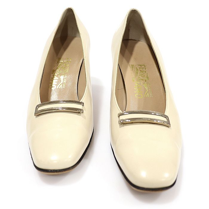 Salvatore Ferragamo ベージュ ハイヒール