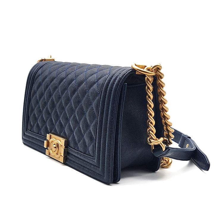 CHANEL Boy Bag Medium 182896 98805119 | eBay